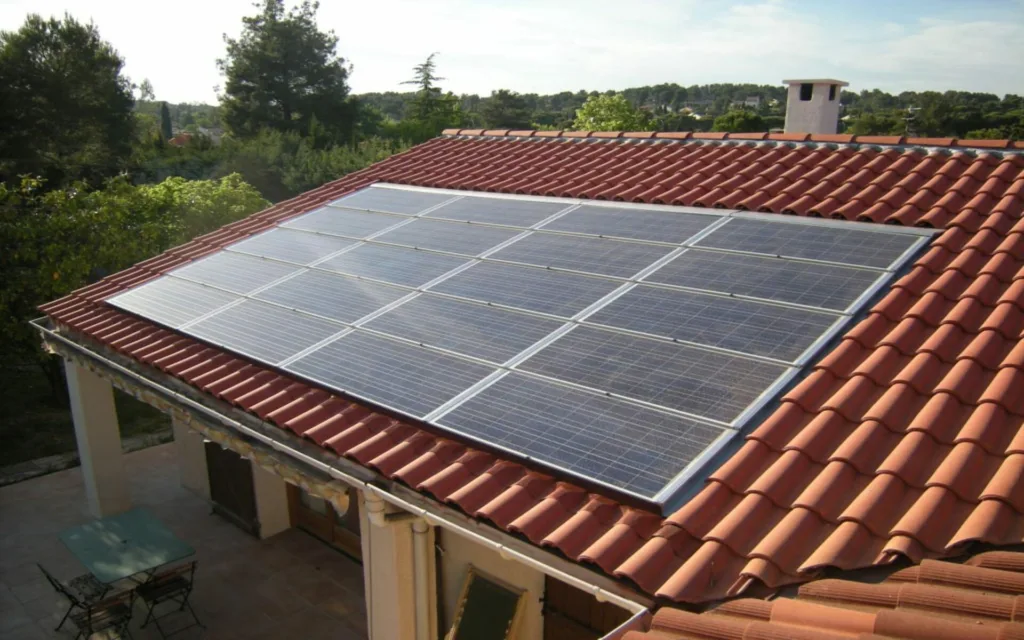 découvrez le coût de l'installation solaire pour les particuliers. obtenez des informations sur les prix des panneaux solaires, les subventions disponibles et les économies d'énergie à long terme pour rentabiliser votre investissement.