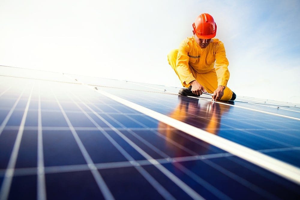 comparez facilement les devis pour l'installation de panneaux photovoltaïques et trouvez la meilleure offre adaptée à vos besoins énergétiques. faites des économies sur votre facture d'électricité tout en contribuant à la transition énergétique.