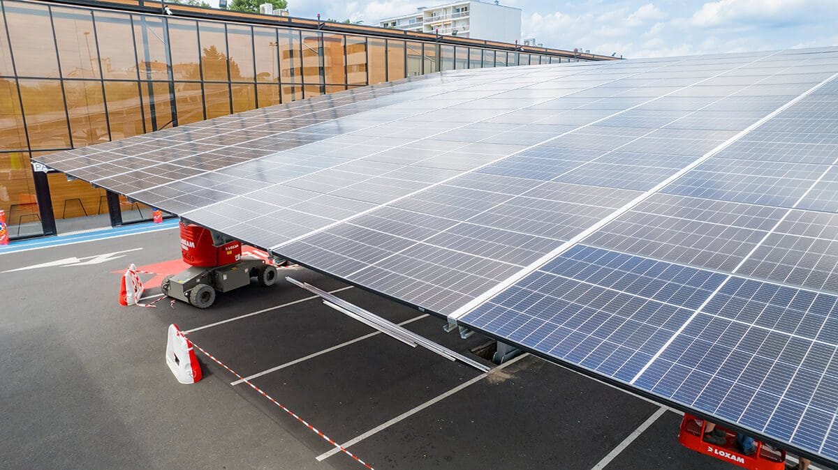 découvrez comment les événements photovoltaïques influencent le fonctionnement du réseau commercial, en analysant les effets sur la production d'énergie, les dérèglements potentiels et les opportunités de croissance durables.