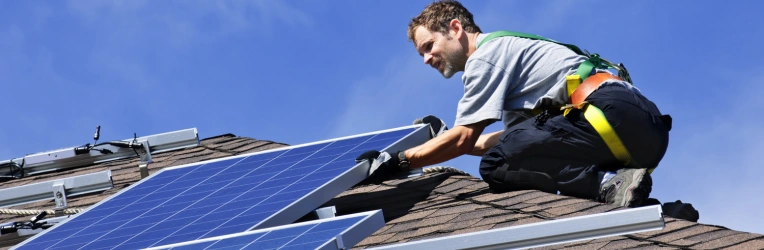 découvrez notre guide complet sur les panneaux solaires ! apprenez tout sur leur fonctionnement, les avantages de l'énergie solaire, les critères de choix et les astuces pour optimiser votre installation. faites le plein d'informations pour un avenir énergétique durable.