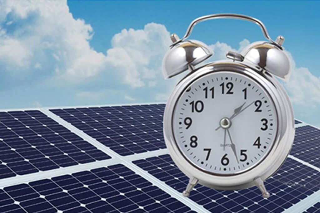 découvrez la durée de vie des panneaux solaires, les facteurs qui influencent leur longévité et les meilleures pratiques pour maximiser leur efficacité. informez-vous sur l'entretien, les garanties et les innovations technologiques qui prolongent la durabilité de vos installations solaires.