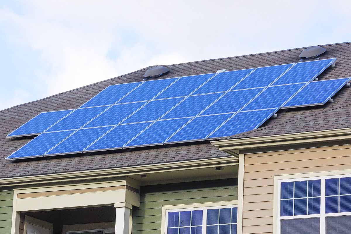 découvrez les différentes aides financières disponibles pour installer des panneaux solaires en france. bénéficiez de subventions, crédits d'impôt et primes pour réduire votre investissement et contribuer à la transition énergétique.