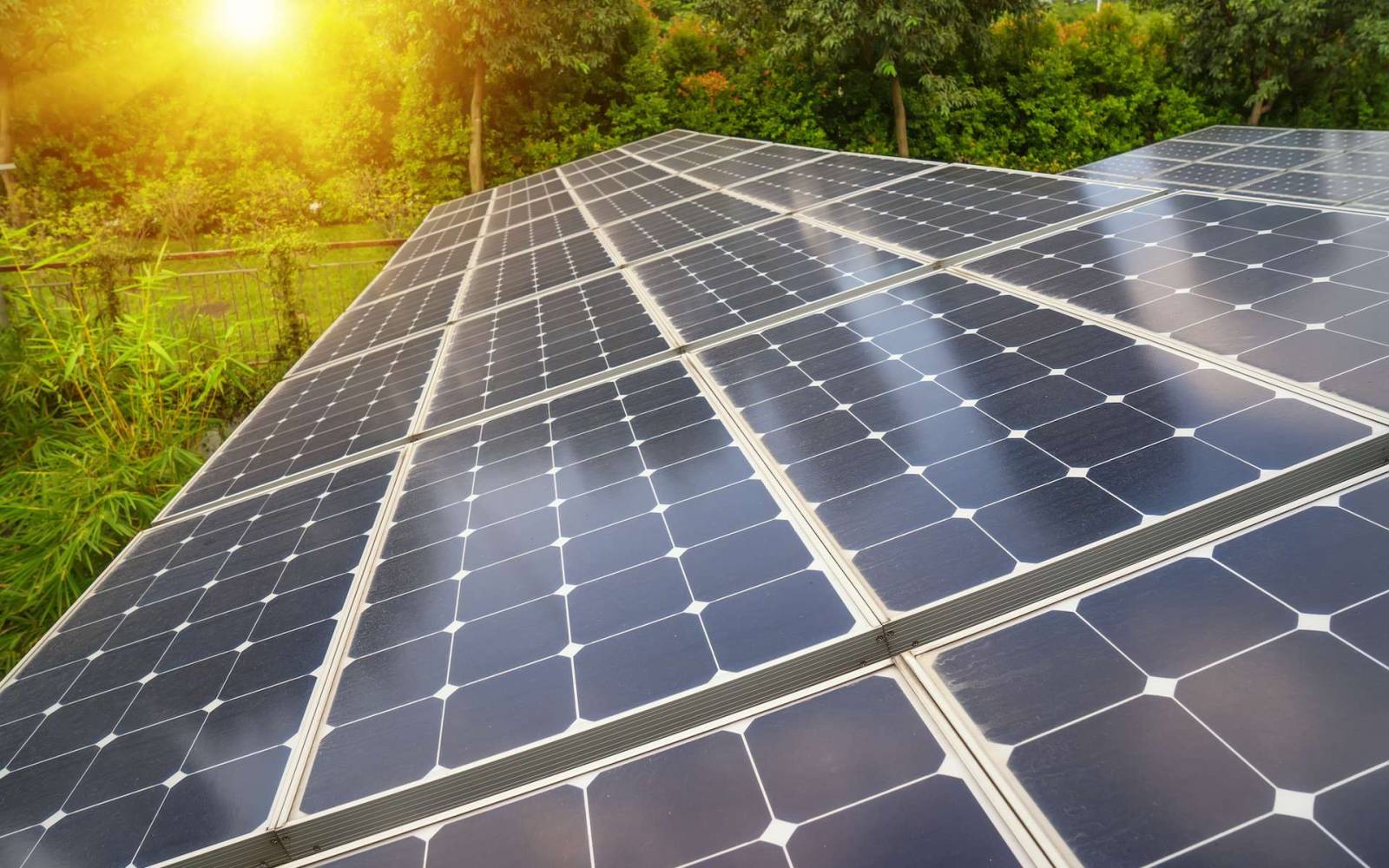 découvrez les prix de l'installation de panneaux photovoltaïques et comment ils peuvent vous faire économiser sur vos factures d'énergie. obtenez des conseils sur les subventions et financements disponibles pour rentabiliser votre investissement durable.