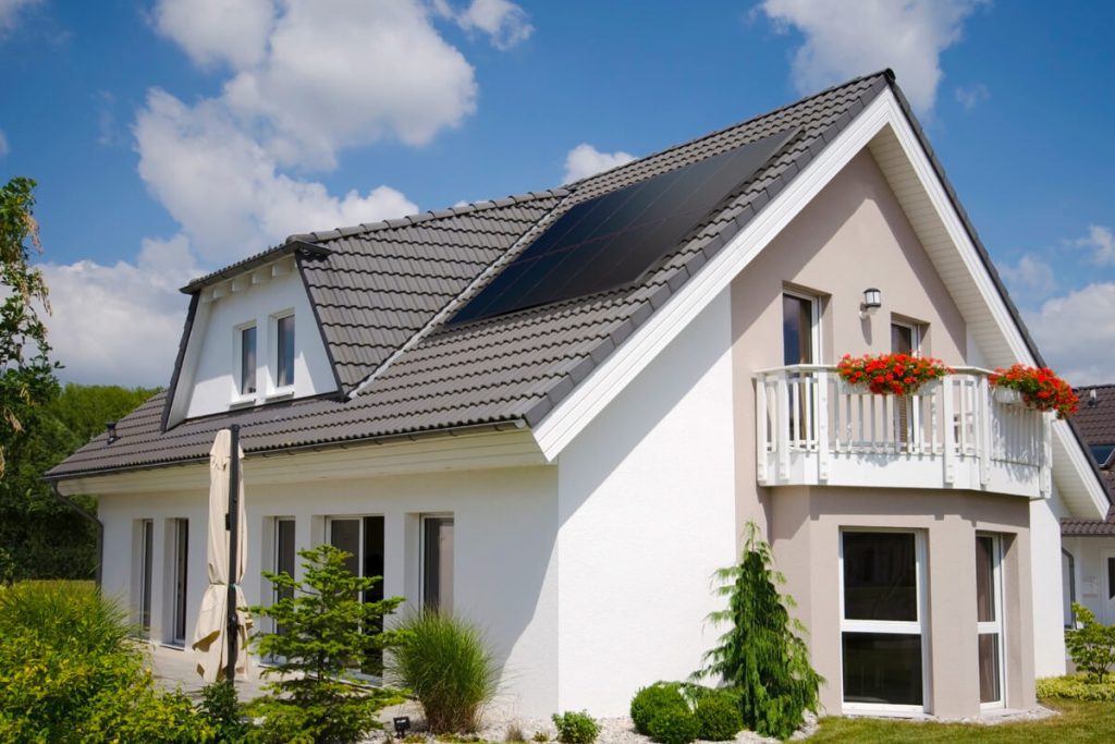 découvrez les nombreux avantages des panneaux solaires : des économies sur vos factures d'énergie, une empreinte carbone réduite, et une autonomie énergétique accrue. investissez dans l'énergie renouvelable et faites un geste pour la planète tout en valorisant votre patrimoine.