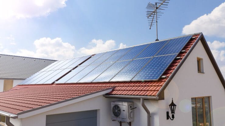 découvrez comment bénéficier de panneaux solaires gratuits grâce à des aides gouvernementales et des programmes innovants. transformez votre consommation d'énergie avec des solutions écologiques et économiques tout en réduisant votre empreinte carbone.
