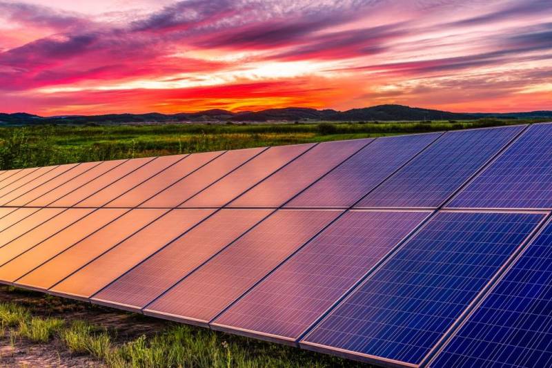 découvrez comment bénéficier de panneaux solaires gratuits ! explorez les initiatives, subventions et programmes disponibles pour installer des panneaux photovoltaïques sans frais. transformez votre maison en une source d'énergie renouvelable et réalisez des économies sur votre facture d'électricité.