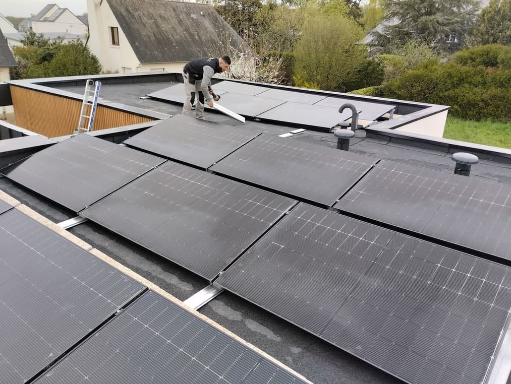 découvrez comment l'énergie photovoltaïque façonne notre avenir durable. explorez les avantages, les innovations et les tendances qui transforment l'industrie solaire et contribuent à un monde plus vert.