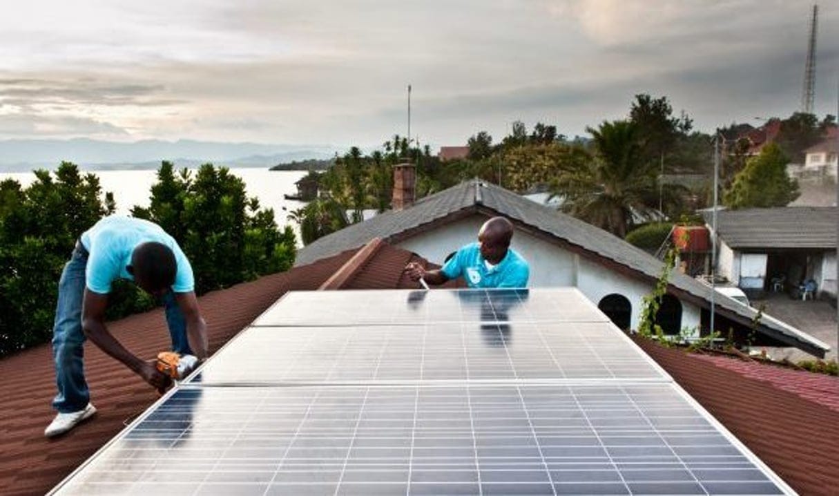 découvrez comment l'avenir solaire transforme notre planète grâce à des solutions d'énergie renouvelable innovantes, écologiques et durables. explorez les technologies en plein essor et les bénéfices d'une transition vers l'énergie solaire pour un futur plus vert.