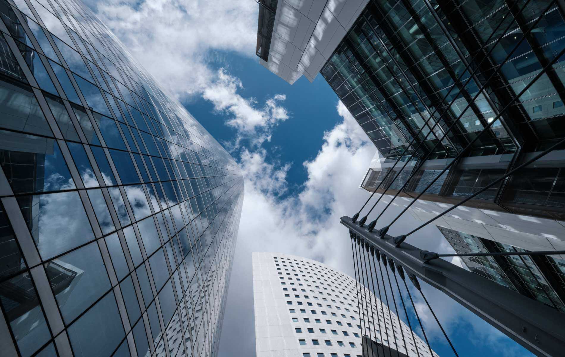 découvrez les acteurs clés du secteur, leurs rôles stratégiques et leur impact sur le marché. analysez les tendances et les innovations portées par ces leaders pour mieux comprendre les dynamiques de l'industrie.