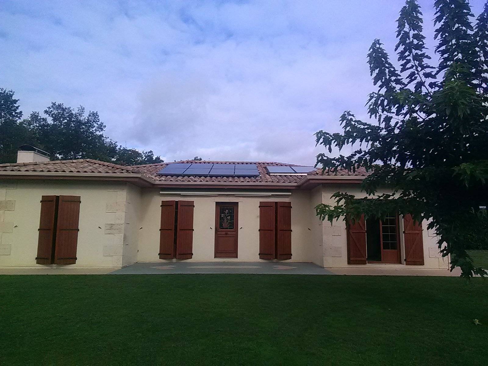découvrez des avis et conseils sur les devis photovoltaïques pour vous aider à choisir le meilleur système solaire. informez-vous sur les coûts, les avantages et les options disponibles pour optimiser votre investissement en énergie renouvelable.