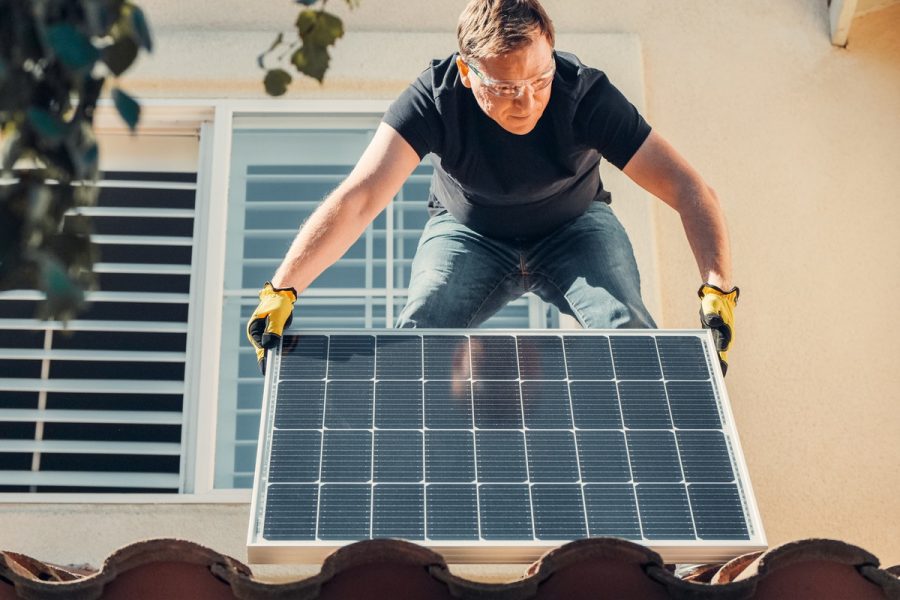 découvrez comment établir un budget pour l'installation de panneaux photovoltaïques. nos conseils vous aideront à évaluer les coûts, à choisir le matériel adapté et à maximiser votre retour sur investissement tout en contribuant à une énergie verte.