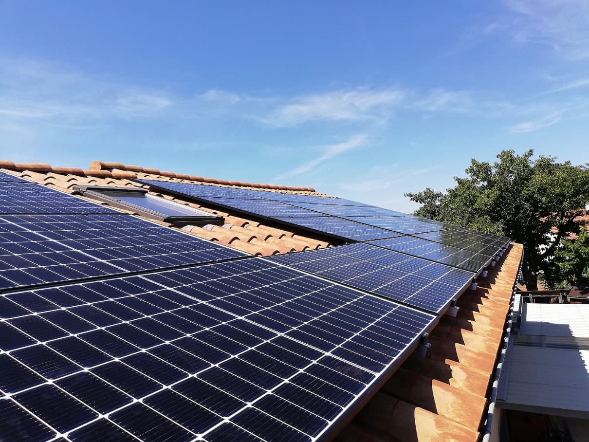 obtenez des devis photovoltaïques fiables et transparents pour vos projets d'énergie solaire. bénéficiez d'une expertise reconnue et d'une assistance personnalisée pour maximiser votre investissement énergétique.