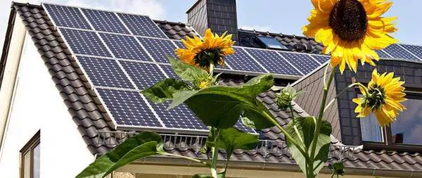 découvrez les coûts liés à l'installation de panneaux solaires, les facteurs influençant les prix et les économies potentielles à long terme. informez-vous sur les subventions disponibles et faites le choix d'une énergie renouvelable durable pour votre foyer.