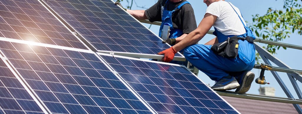découvrez comment l'installation de panneaux solaires peut être rentable sur le long terme. explorez les coûts, les économies d'énergie et les aides disponibles pour maximiser votre investissement en énergie renouvelable.