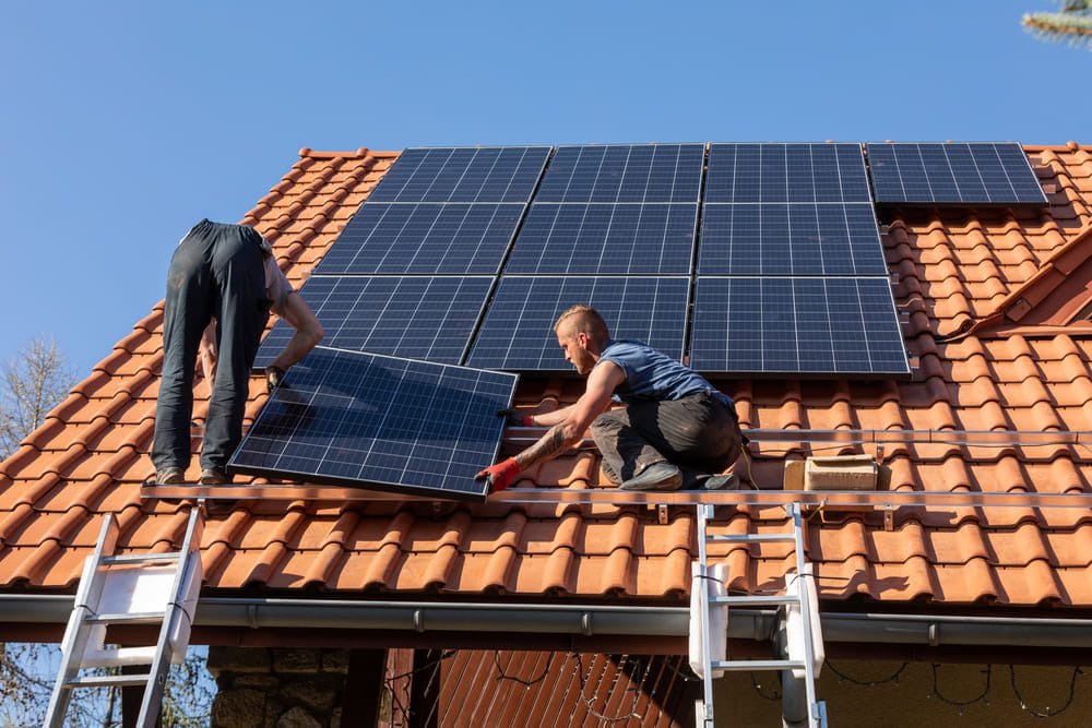 découvrez tout ce qu'il faut savoir sur le coût des panneaux solaires : prix d'achat, installation, subventions disponibles et retour sur investissement. informez-vous pour choisir la meilleure option pour votre projet d'énergie renouvelable.