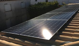 obtenez votre devis gratuit pour l'installation de panneaux solaires et découvrez comment réduire vos factures d'énergie tout en contribuant à l'environnement. contactez-nous dès aujourd'hui pour une estimation personnalisée.