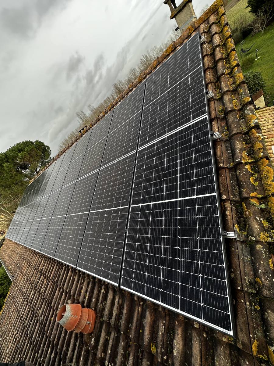 obtenez un devis gratuit et personnalisé pour l'installation de panneaux photovoltaïques. profitez de l'énergie solaire tout en réduisant vos factures d'électricité. contactez-nous pour une estimation rapide et des conseils adaptés à vos besoins.
