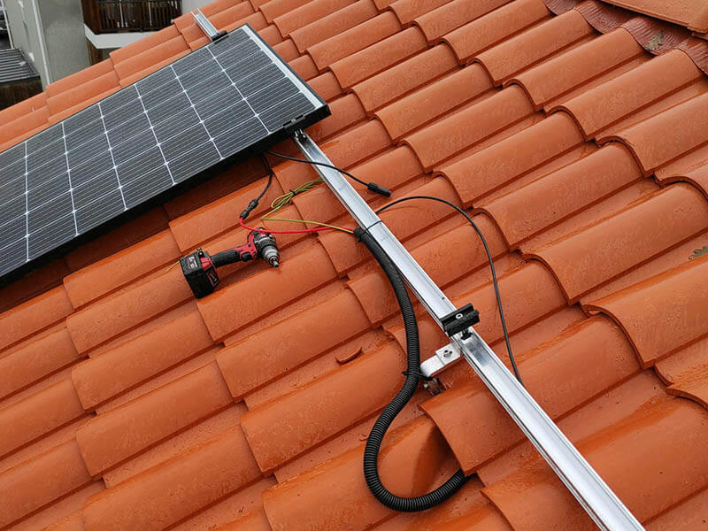 obtenez votre devis personnalisé pour l'installation de panneaux solaires et économisez sur vos factures d'énergie. comparez les prix et choisissez la solution adaptée à vos besoins écologiques et économiques.