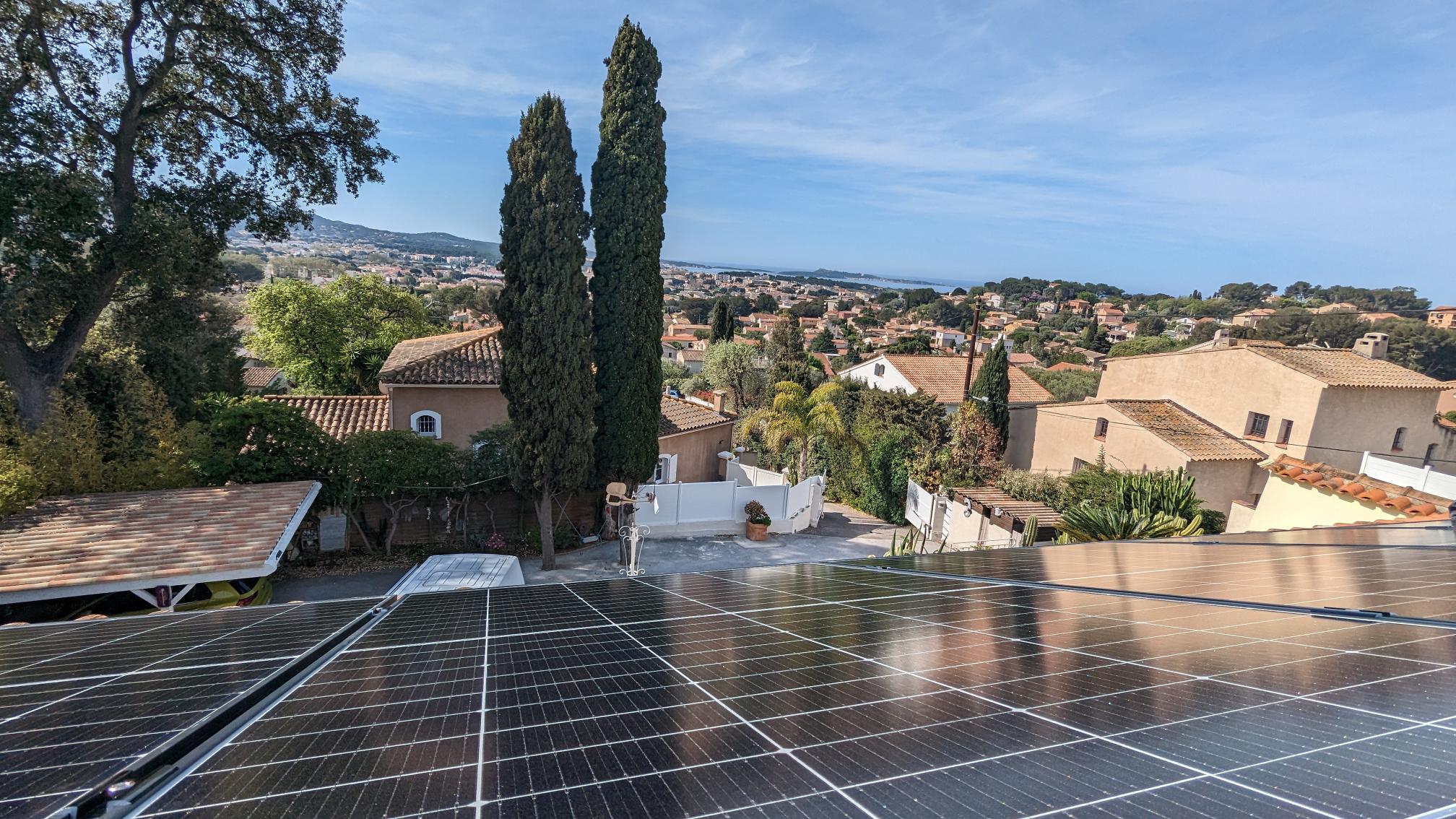 obtenez votre devis photovoltaïque personnalisé en quelques clics ! découvrez les avantages de l'énergie solaire pour votre maison ou votre entreprise et réalisez des économies sur vos factures d'électricité. contactez-nous dès aujourd'hui pour une estimation gratuite.