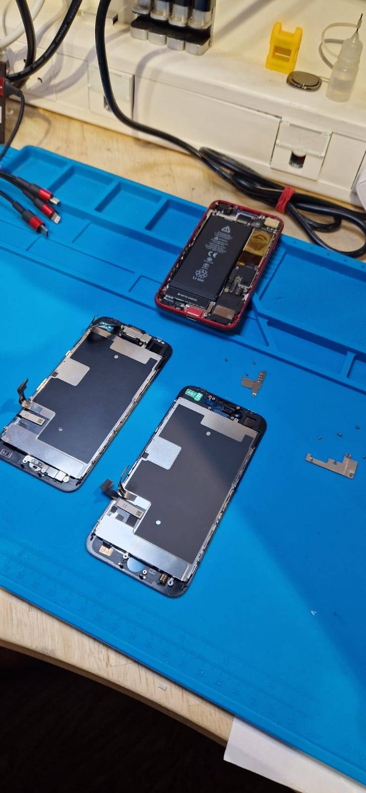 obtenez rapidement un devis pour la réparation de votre iphone. profitez d'un service fiable et professionnel, pour redonner vie à votre appareil avec des pièces de qualité et des tarifs compétitifs.
