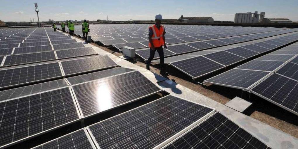 découvrez les multiples avantages de l'énergie solaire, une solution durable et écologique pour réduire vos factures d'électricité et contribuer à la préservation de l'environnement. informez-vous sur les systèmes photovoltaïques, les subventions disponibles et les meilleures pratiques pour profiter pleinement de cette énergie renouvelable.