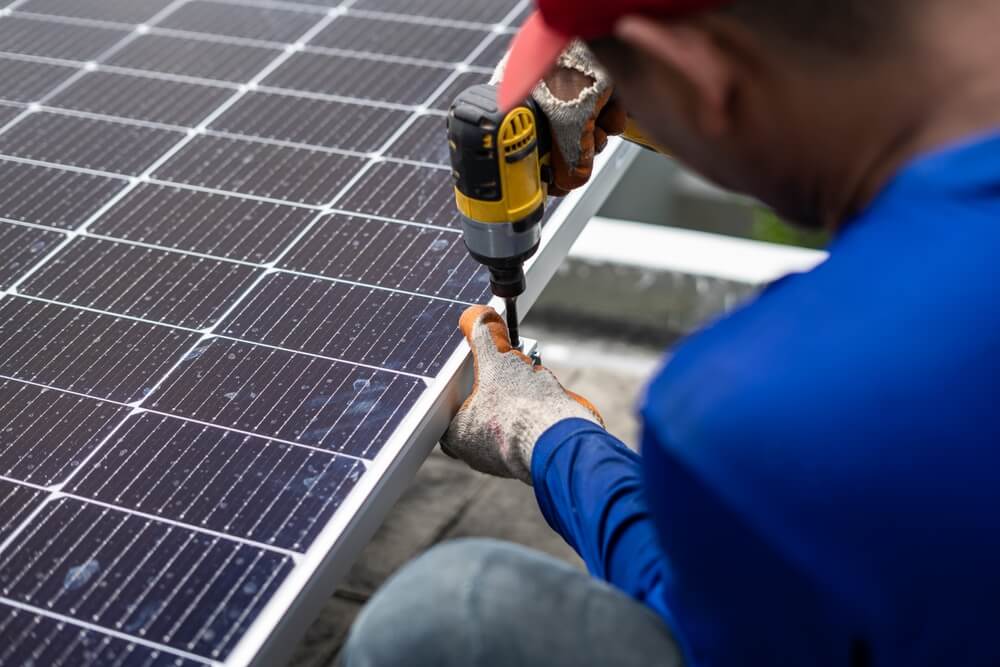 obtenez une estimation précise pour votre projet photovoltaïque. découvrez les économies d'énergie possibles et les avantages financiers de l'installation de panneaux solaires pour votre maison ou votre entreprise.