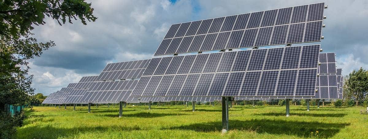 découvrez comment l'investissement solaire peut transformer vos projets énergétiques tout en vous offrant des avantages financiers et environnementaux. explorez les opportunités lucratives du marché solaire et rejoignez la transition énergétique dès aujourd'hui.