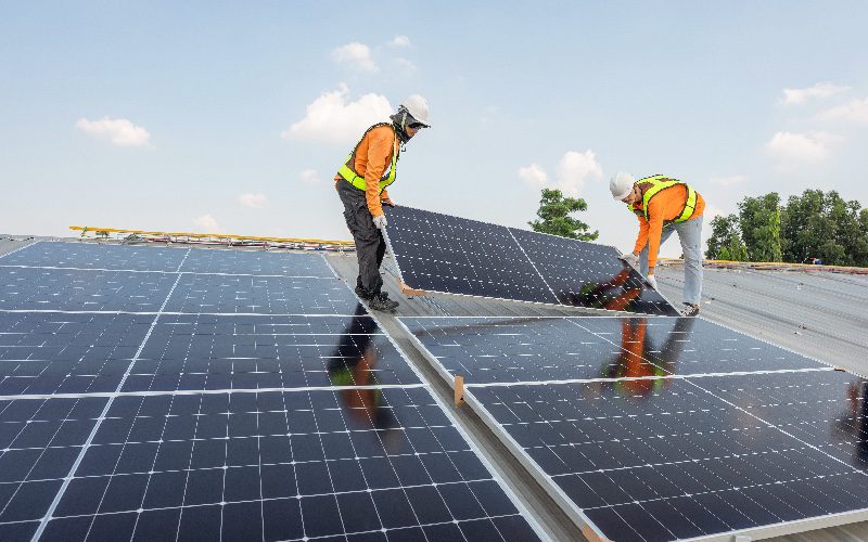 découvrez comment choisir l'emplacement idéal pour votre installation photovoltaïque et obtenez un devis personnalisé pour optimiser votre consommation d'énergie et réduire vos factures.