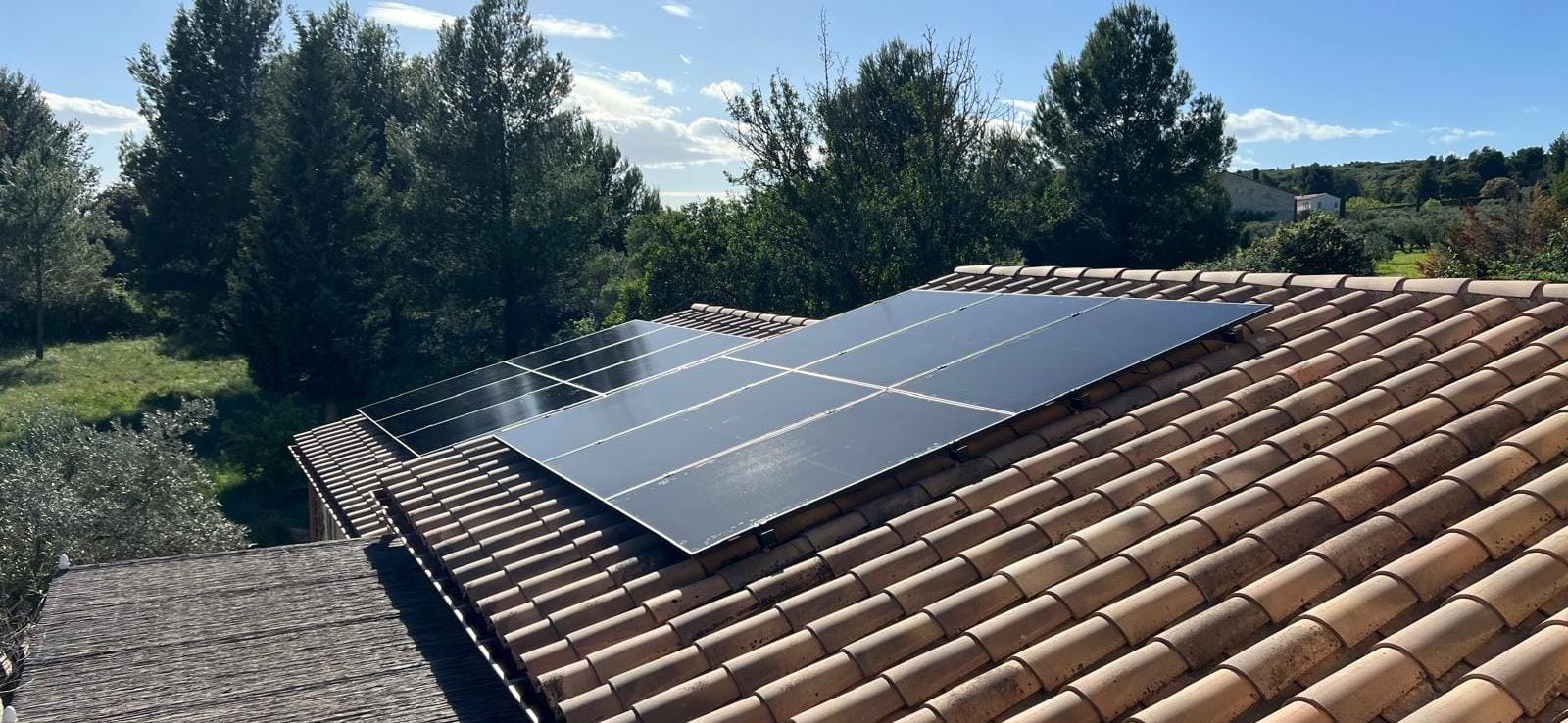découvrez notre offre solaire exclusive : des solutions énergétiques durables et économiques pour votre maison. profitez d'une installation professionnelle et d'équipements de qualité pour réduire votre facture d'électricité et contribuer à la protection de l'environnement.