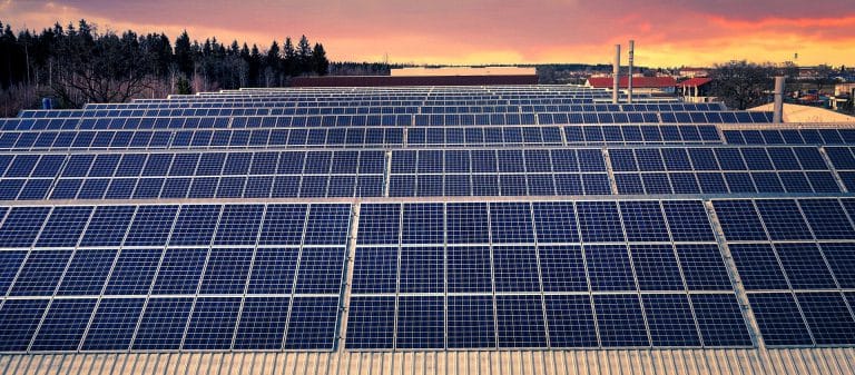 découvrez comment bénéficier d'un panneau photovoltaïque gratuit grâce à edf. profitez d'une énergie renouvelable et réduisez votre facture d'électricité tout en contribuant à la préservation de l'environnement. informez-vous sur les conditions d'éligibilité et faites un pas vers une consommation énergétique durable.