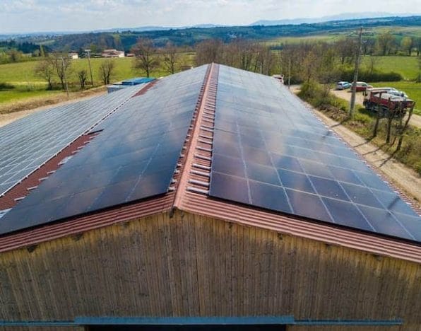 découvrez comment bénéficier de panneaux photovoltaïques gratuits pour réduire vos factures d'énergie et contribuer à la protection de l'environnement. informez-vous sur les aides gouvernementales et les programmes disponibles pour installer des systèmes solaires sans frais.