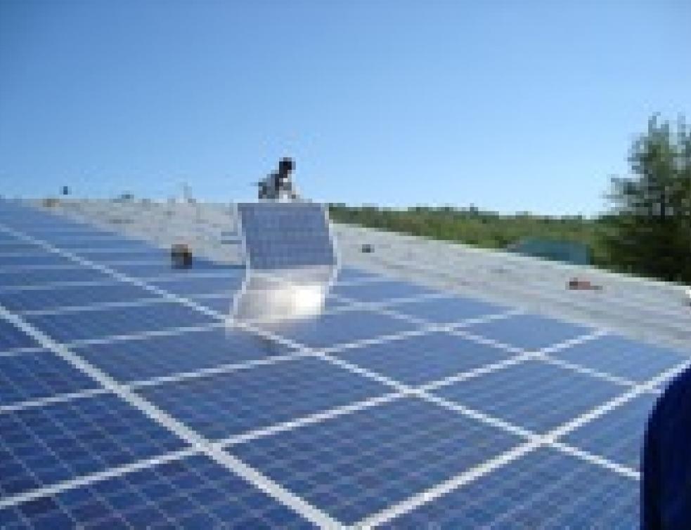 découvrez les panneaux solaires edf enr, une solution écologique et économique pour produire votre propre électricité. profitez d'une énergie renouvelable qui respecte l'environnement tout en réduisant vos factures d'électricité. informez-vous sur nos offres et faites le choix d'un avenir durable.