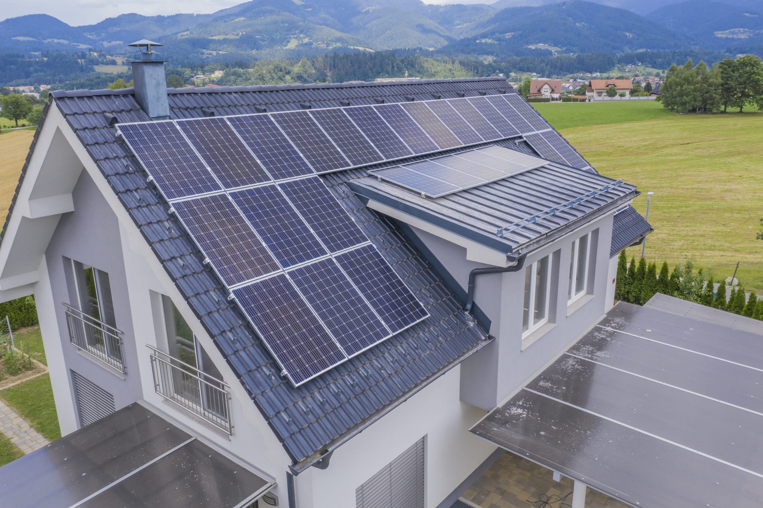découvrez tout ce qu'il faut savoir sur les pannes et garanties des panneaux solaires. informez-vous sur les types de pannes courantes, comment les prévenir et les options de garantie disponibles pour maximiser la durabilité de votre installation.