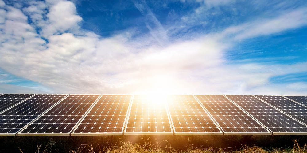 découvrez comment l'énergie photovoltaïque façonne l'avenir de la production énergétique durable. explorez les dernières innovations, les avantages écologiques et les perspectives prometteuses de cette technologie qui transforme notre rapport à l'énergie.