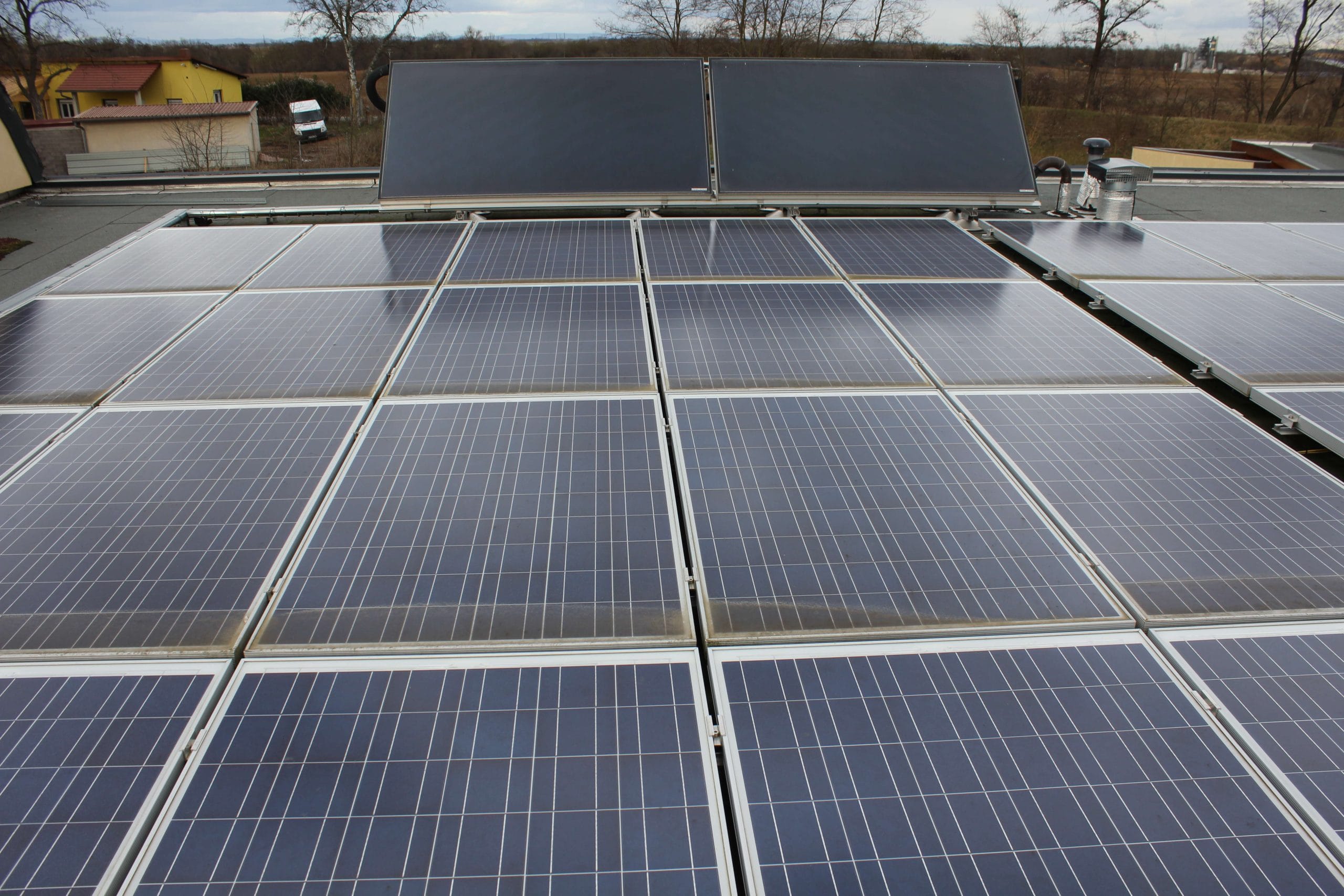 découvrez comment le photovoltaïque peut transformer vos dépenses énergétiques en économies significatives. apprenez-en davantage sur les avantages des panneaux solaires et comment ils peuvent réduire votre facture d'électricité tout en contribuant à un avenir durable.