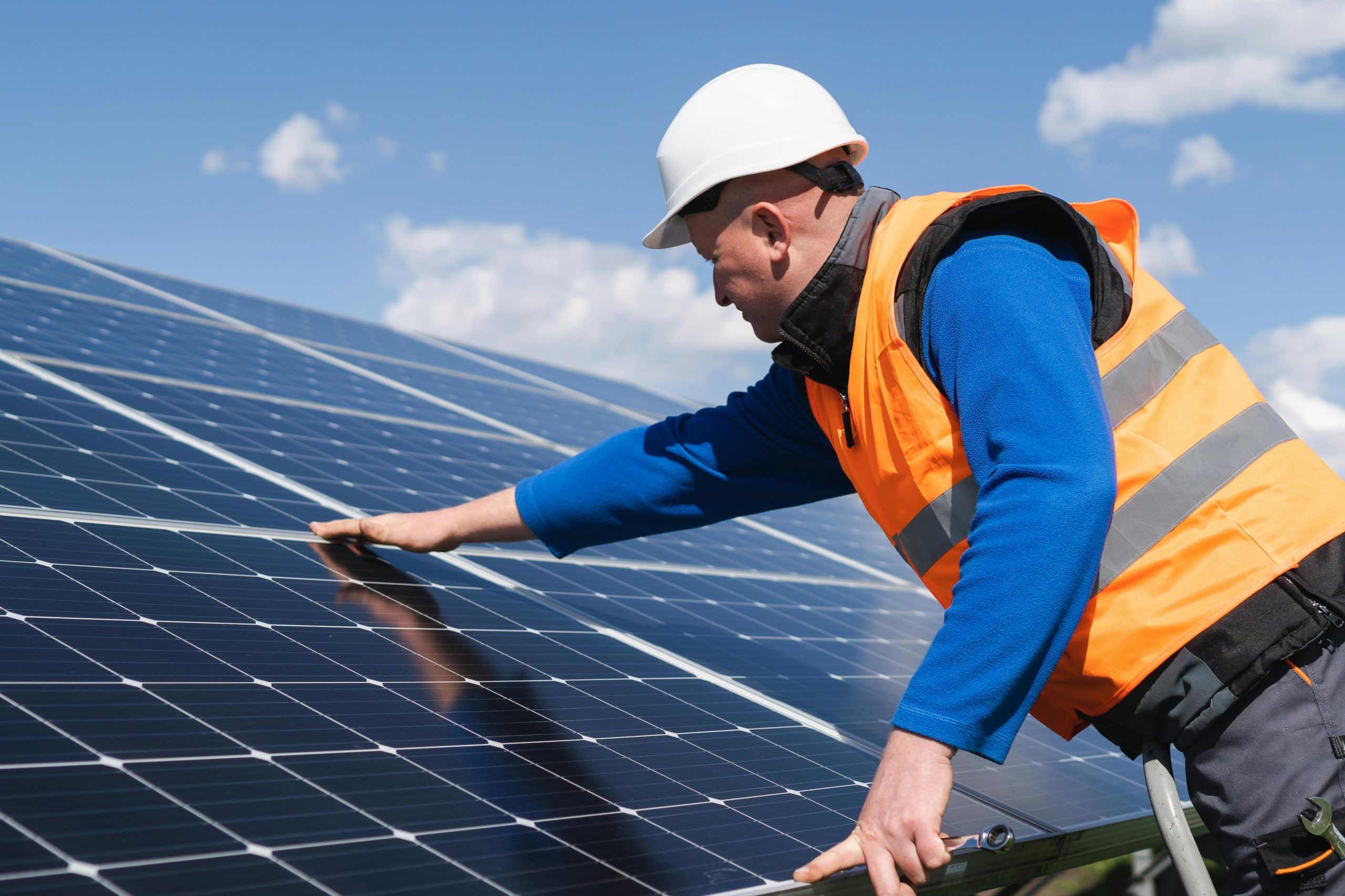 découvrez photovoltaïquepro, votre expert en solutions d'énergie solaire. profitez de conseils personnalisés, d'installations de panneaux photovoltaïques de qualité et d'un accompagnement pour optimiser votre consommation énergétique et réduire vos factures. engagez-vous pour un avenir durable avec nos services professionnels.
