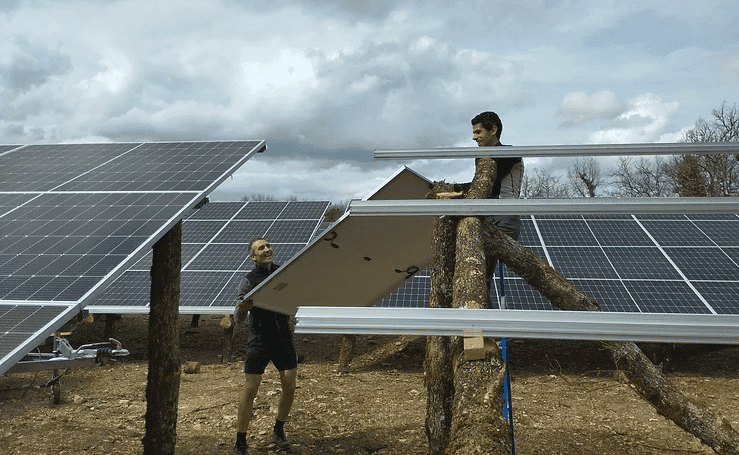 découvrez les étapes clés pour réussir vos projets photovoltaïques : conseils pratiques, choix des équipements, financement, et réglementation. maximisez l'efficacité de votre installation solaire et contribuez à une énergie durable.