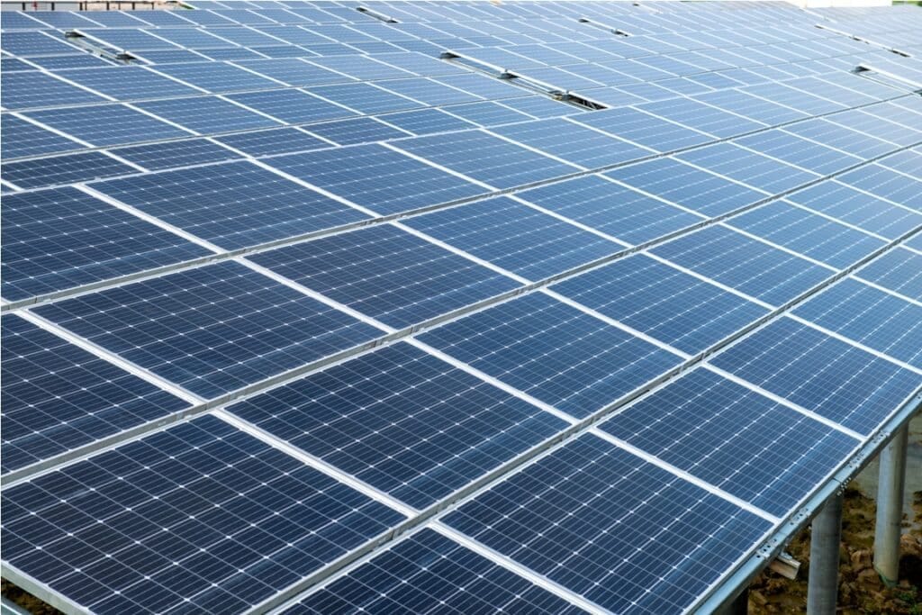découvrez comment la révolution de l'énergie solaire transforme notre manière de consommer et de produire de l'électricité. explorez les dernières innovations, les avantages écologiques et économiques de cette source d'énergie renouvelable incontournable.