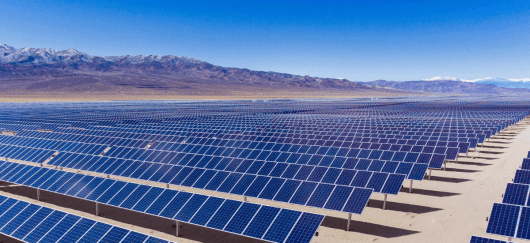 découvrez comment la révolution énergétique transforme notre monde, alliant innovations durables et technologies avancées pour un avenir plus vert et responsable.