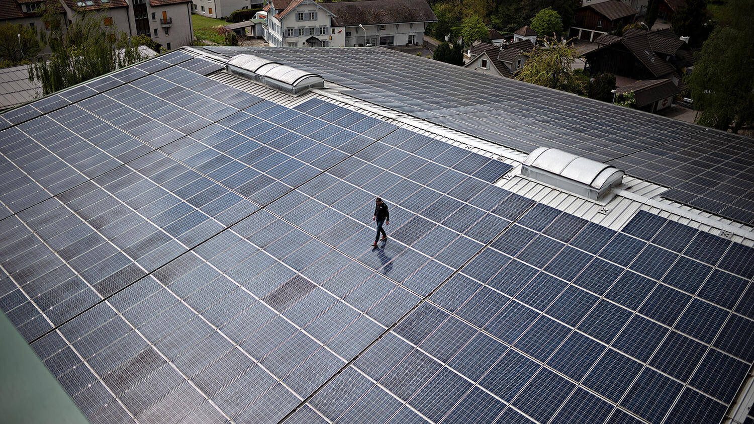 découvrez les tendances photovoltaïques de 2023 : innovations technologiques, stratégies écologiques, et opportunités de marché qui façonnent l'avenir de l'énergie solaire. restez à jour sur les évolutions clés et les meilleures pratiques pour optimiser l'utilisation de cette source d'énergie renouvelable.