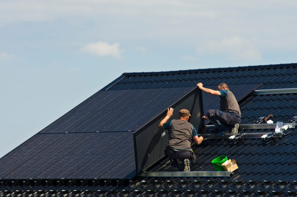 découvrez comment profiter d'un toit solaire gratuit pour réduire vos factures d'énergie et contribuer à la protection de l'environnement. informez-vous sur les aides disponibles et les avantages d'une installation solaire sans frais.