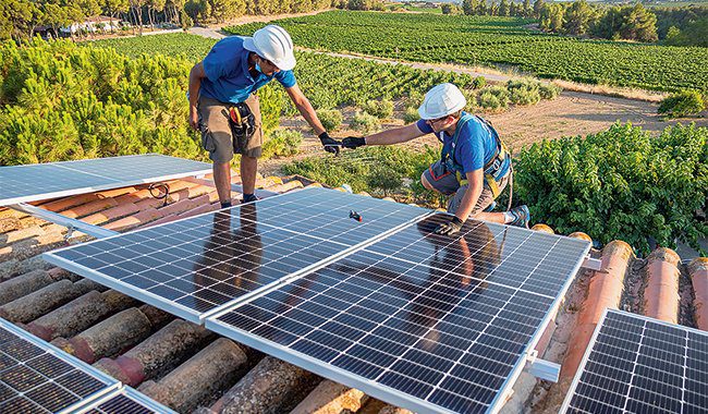découvrez notre offre de visite gratuite pour l'installation de panneaux solaires. profitez d'un diagnostic personnalisé de votre maison et d'une expertise sur les solutions photovoltaïques adaptées à vos besoins et votre budget.