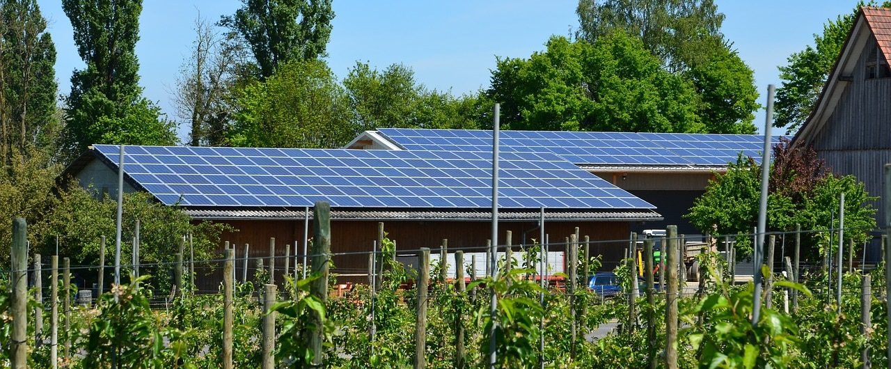 découvrez les aides photovoltaïques disponibles pour vous accompagner dans l'installation de panneaux solaires. informez-vous sur les subventions, crédits d'impôt et autres dispositifs financiers pour optimiser votre projet énergétique et contribuer à une transition écologique.