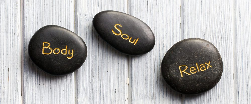 découvrez comment intégrer des soins énergétiques dans votre routine quotidienne pour équilibrer votre énergie, réduire le stress et favoriser le bien-être. apprenez des techniques simples et efficaces pour revitaliser votre corps et votre esprit.