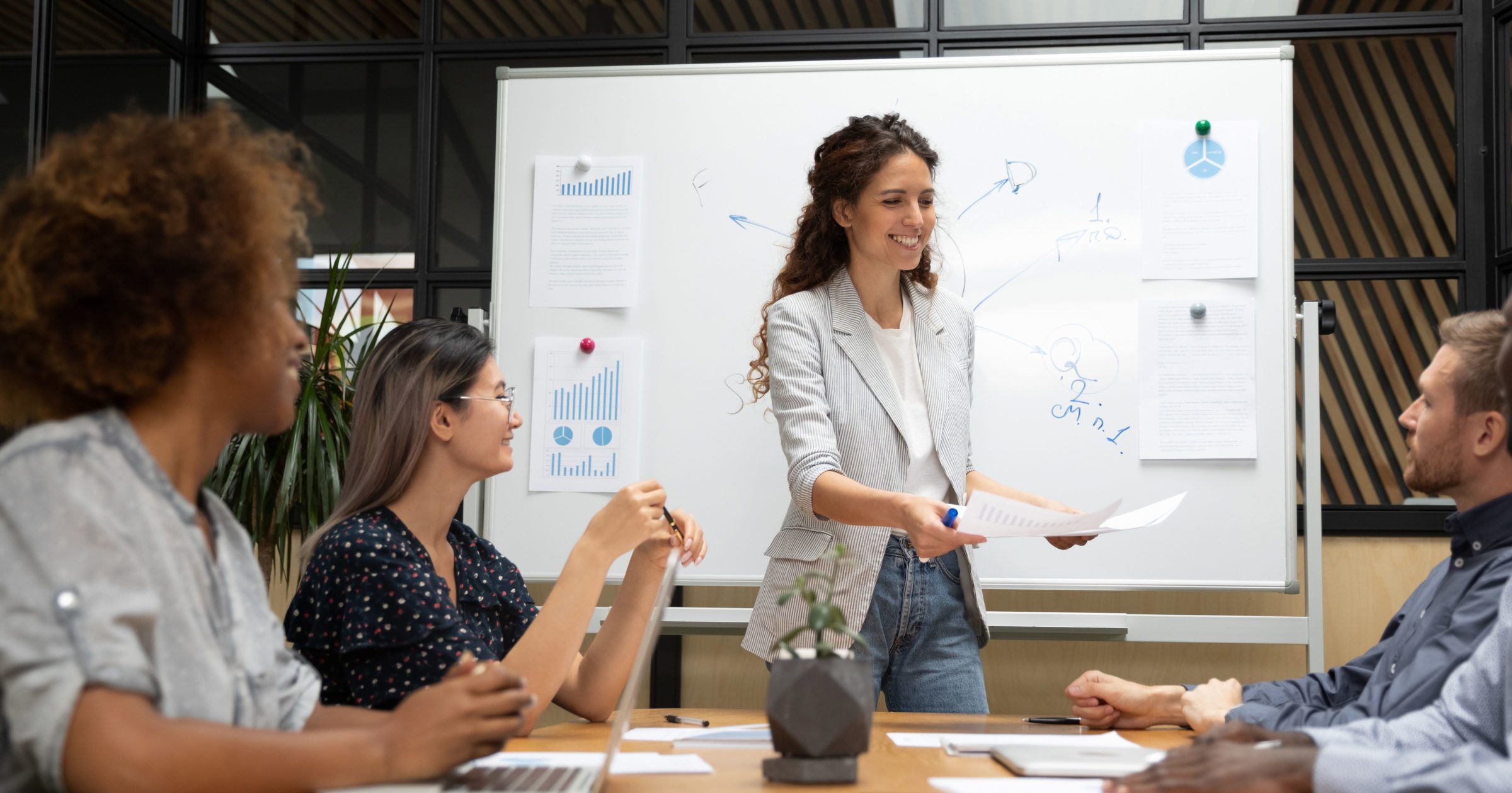 découvrez comment optimiser votre stratégie commerciale pour maximiser vos ventes et améliorer votre performance. apprenez des techniques efficaces et des conseils pratiques pour attirer de nouveaux clients et fidéliser ceux existants.