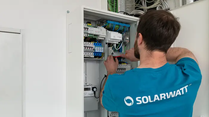 obtenez votre devis personnalisé pour l'installation de panneaux photovoltaïques et découvrez comment économiser sur votre facture d'électricité tout en contribuant à la transition énergétique. contactez-nous dès maintenant pour un accompagnement sur mesure.