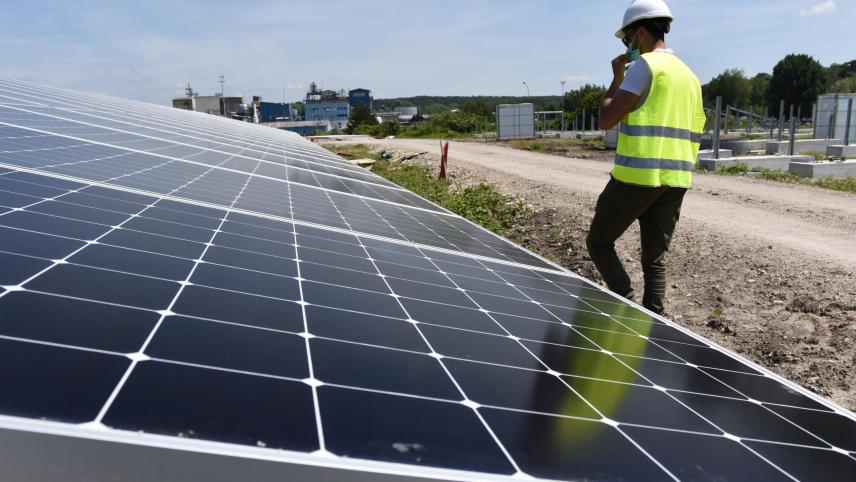 découvrez les solutions de panneaux solaires dans les hauts-de-seine pour optimiser votre consommation d'énergie et réduire votre empreinte carbone. profitez des avantages écologiques et économiques de l'énergie solaire avec des installations adaptées à vos besoins.