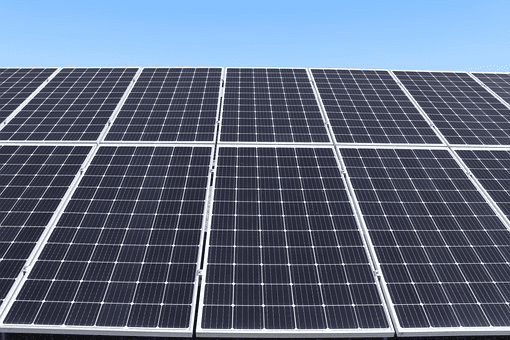 découvrez les différents types de panneaux photovoltaïques disponibles sur le marché. apprenez à choisir le modèle adapté à vos besoins énergétiques, avec des informations sur les panneaux monocristallins, polycristallins et à couche fine. optimisez votre installation solaire pour un maximum d'efficacité et d'économies.