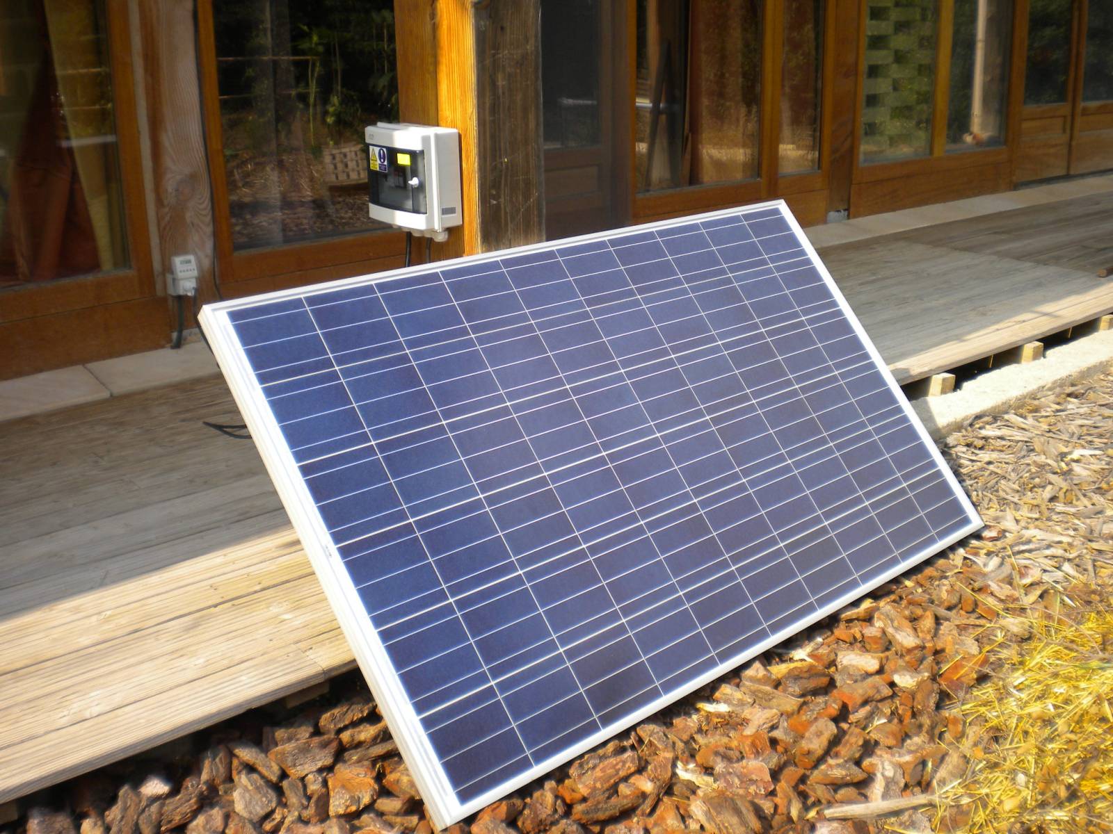 obtenez votre devis gratuit pour des panneaux photovoltaïques et découvrez comment profiter de l'énergie solaire. économisez sur vos factures d'électricité tout en contribuant à la protection de l'environnement grâce à nos solutions sur mesure.