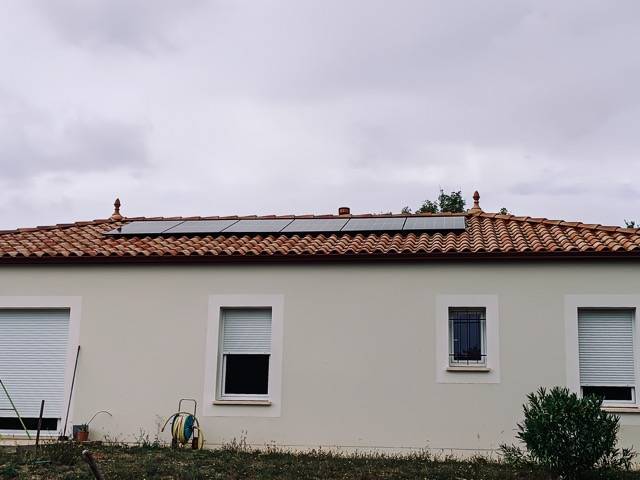obtenez votre devis photovoltaïque gratuit et personnalisé en quelques clics. découvrez les économies potentielles sur vos factures d'électricité et les avantages d'une installation solaire adaptée à vos besoins.